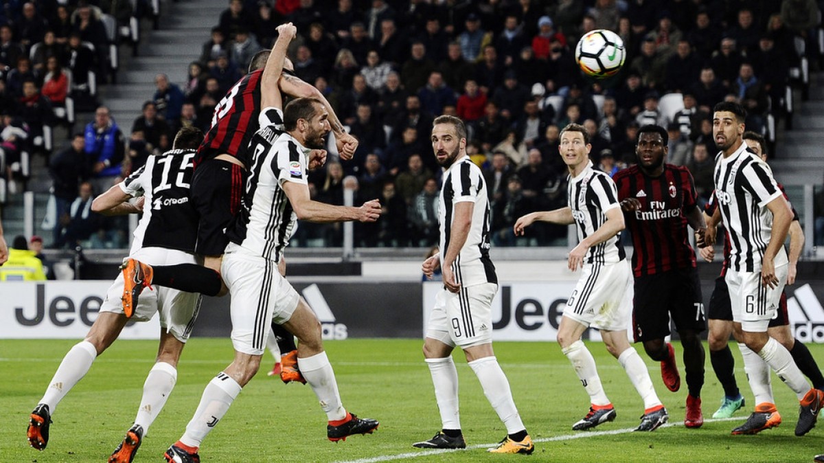 Рабьо ювентус. Ювентус 21/22. Уда ювентуса в ворота. Ювентус ассенисо. Счет ювентус.